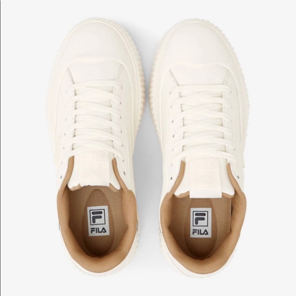 NIB Fila Sandblast Platform Leather Sneakers